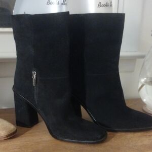 Vince Camuto Dantania Suede Booties 7